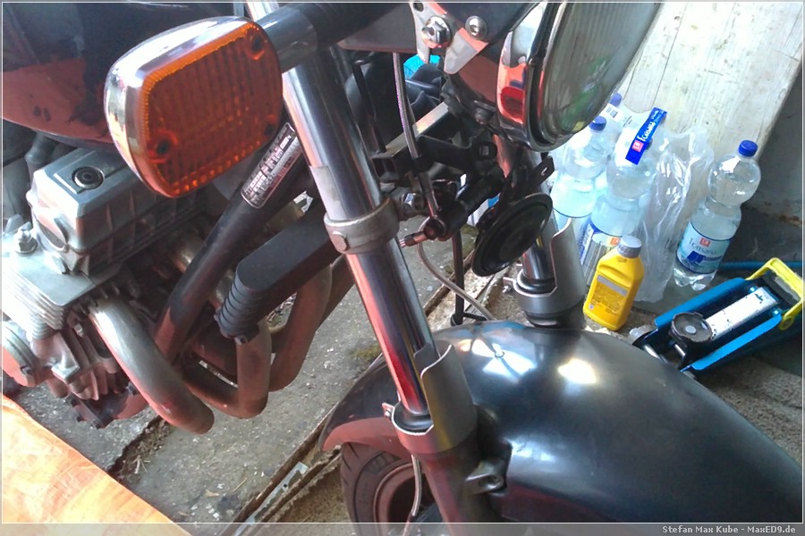 {zra} Stahlflex vorn montiert