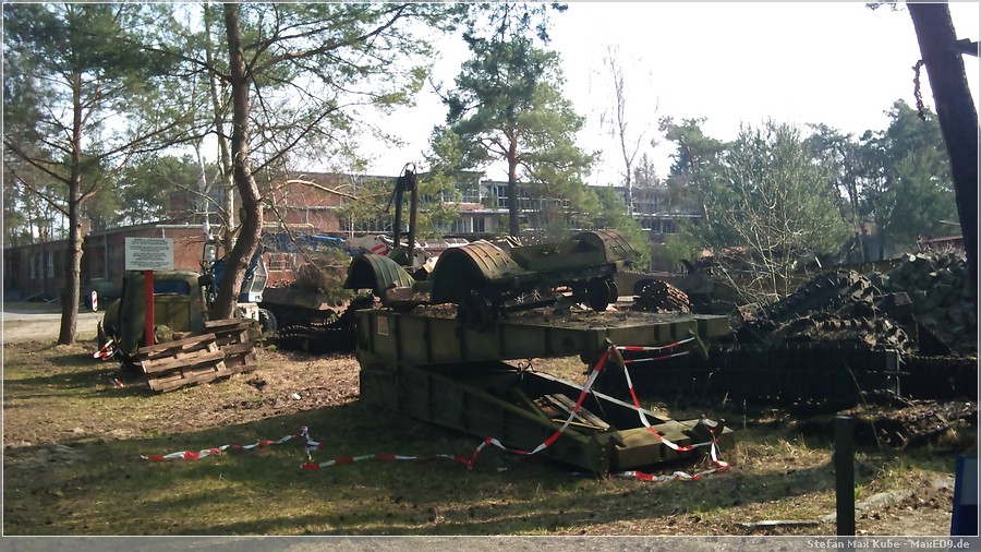 {kf} die Ketten auf einem Haufen