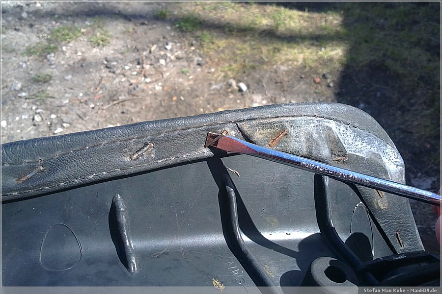 {sbb} Klammern aufbiegen und rausziehen