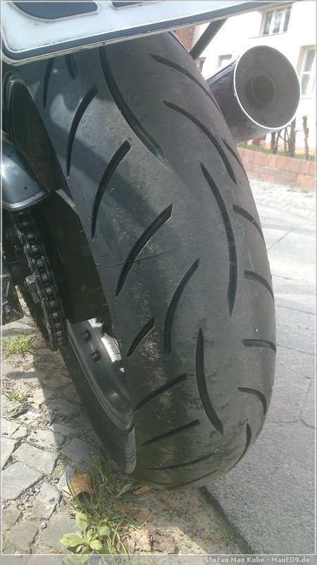 Metzeler Z8 frisch montiert, hinten