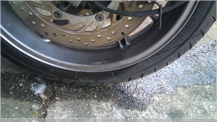 {bor} links schon etwas sauber, rechts noch dreckig