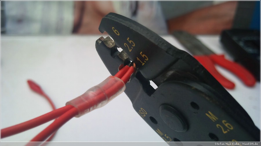 {yk} zusammenquetschen