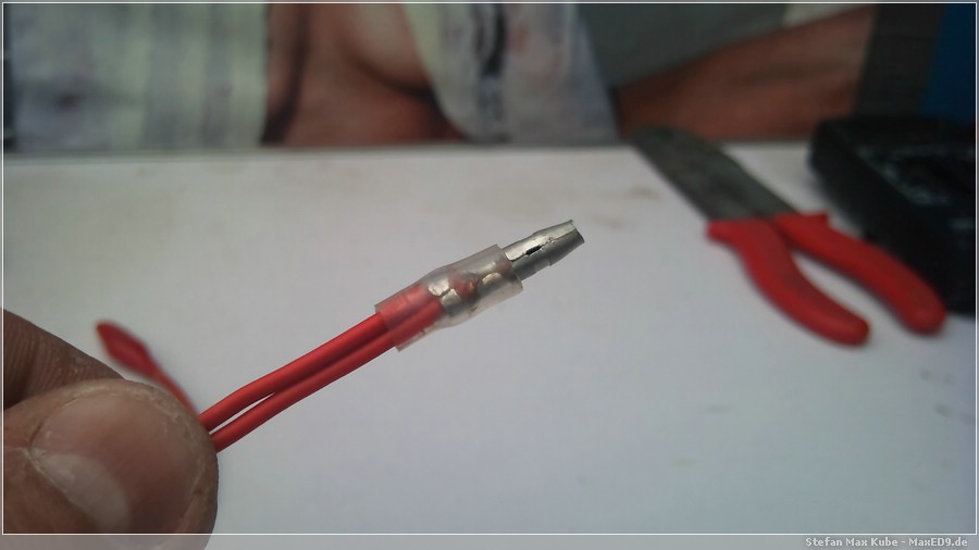 {yk} fertiger Stecker