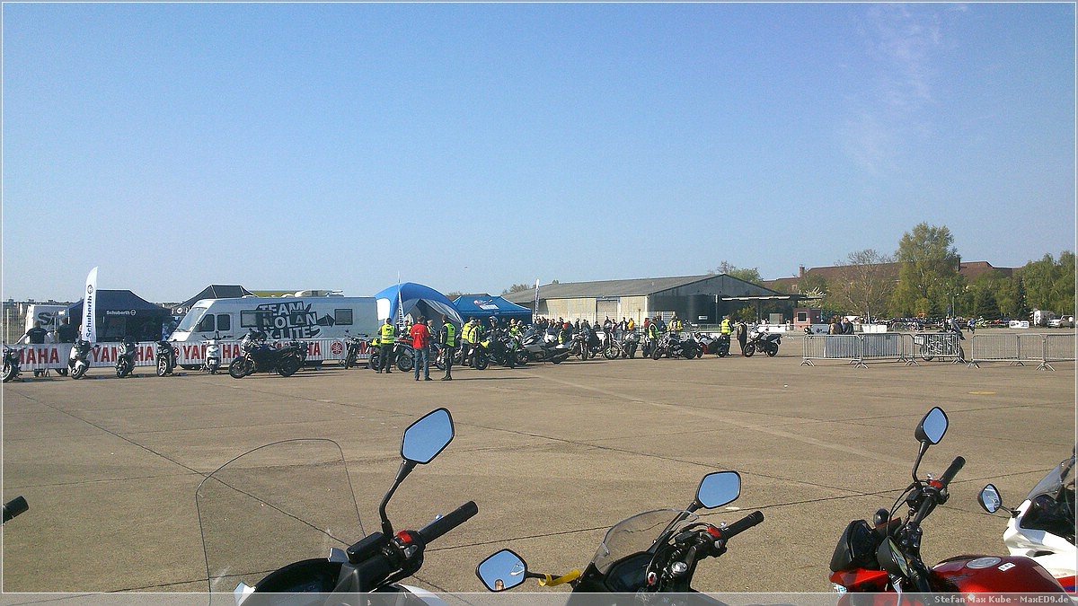 Die Instruktoren, hier grün dargestellt