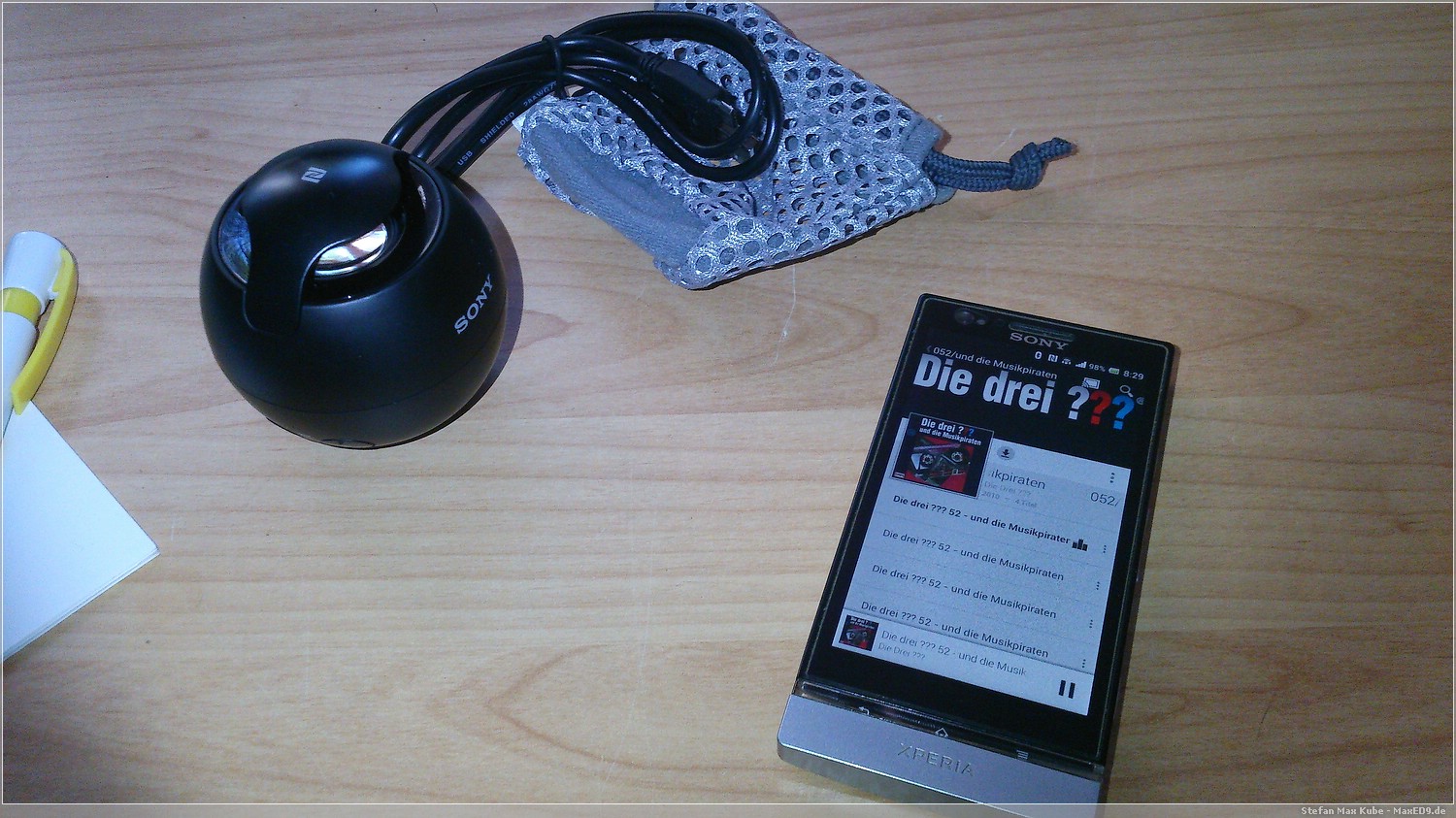 Sony SRS-BTV5 mit Beutel und USB-Kabel