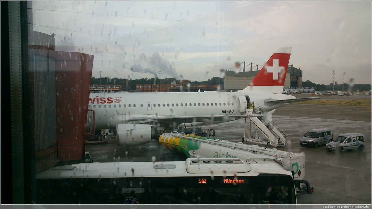 Das Flugzeug in Tegel