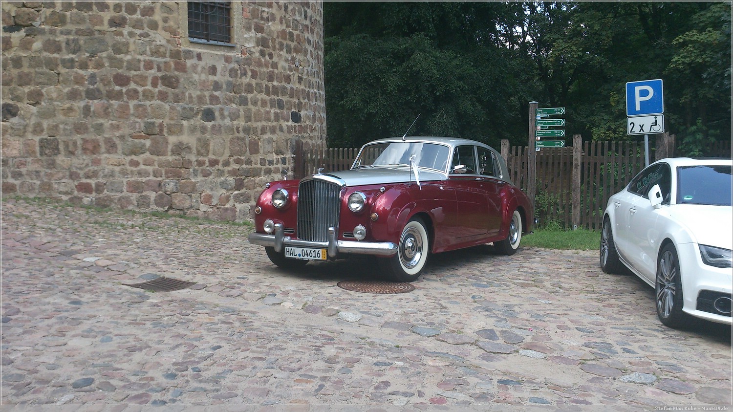 Bentley S2