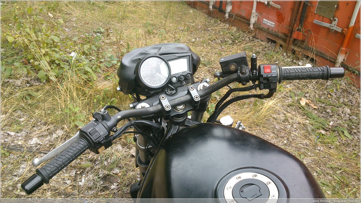 Koso Tacho und LSL Touringlenker