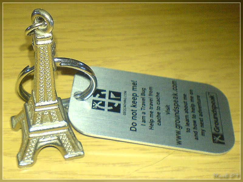 {tb2} Radio tower: Eiffel Tower