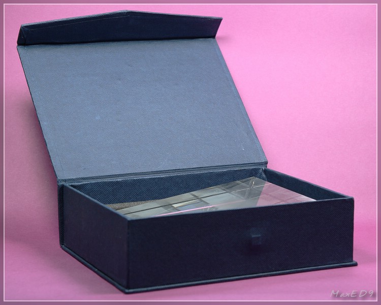 {pgf} der Geschenkkarton