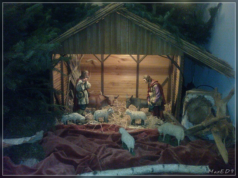 {gbt} Kripe im Krankenhaus-Foyer