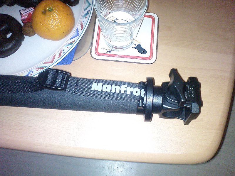 {xm09} Manfrotto Stativ und Kopf