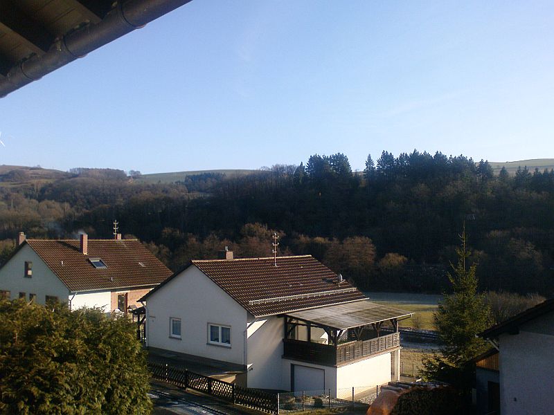 {xm09} blauer Himmer über Odenbach