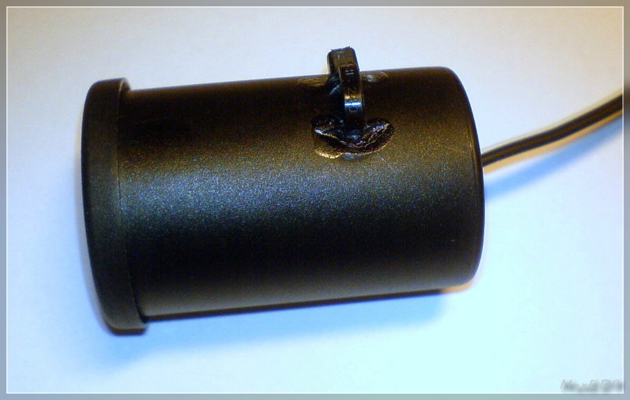 {usb1} Dose seitlich mit Kabelbinderschlaufe